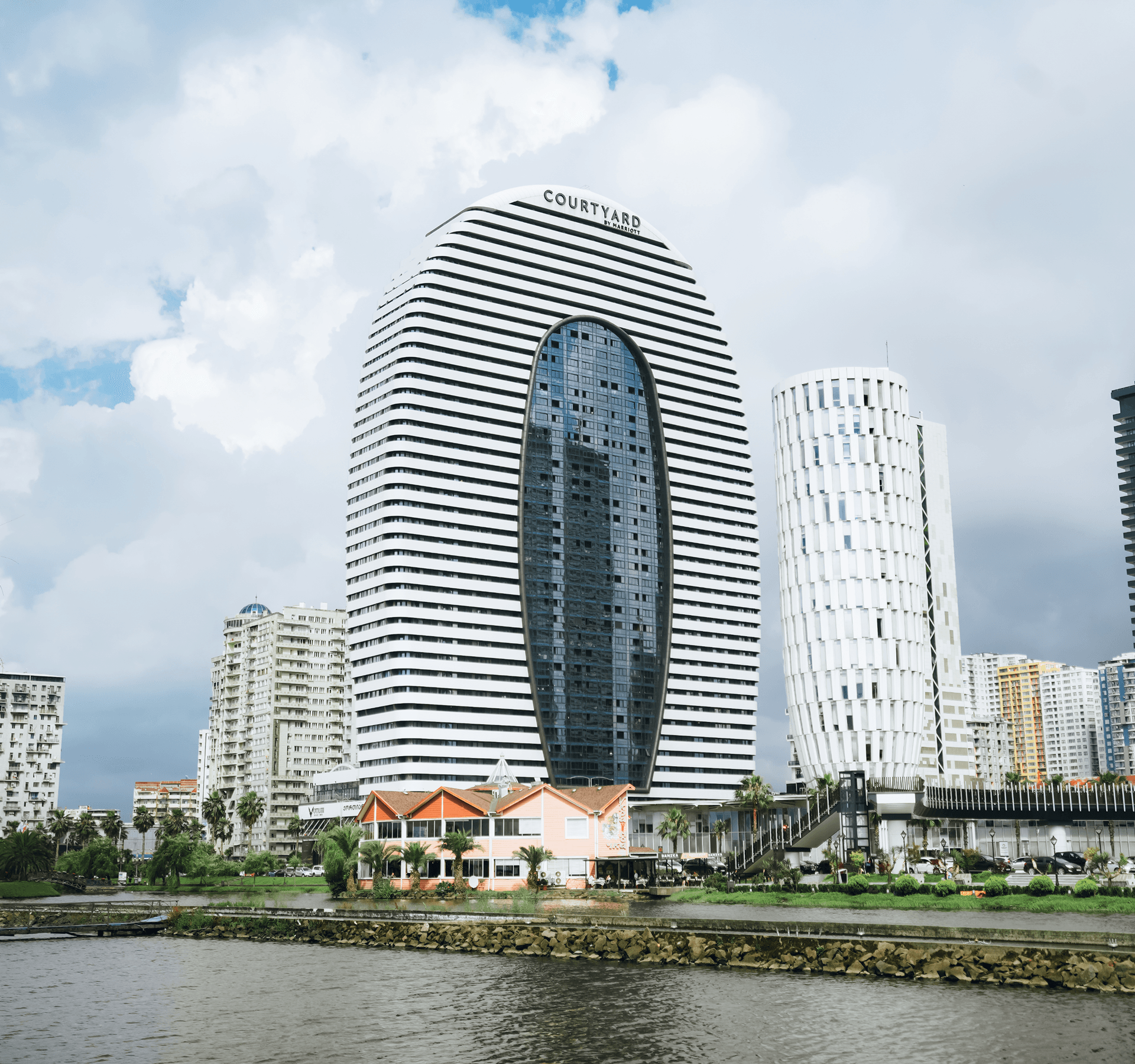 Alliance Palace